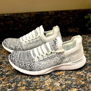 APL Techloom Breeze Sneakers